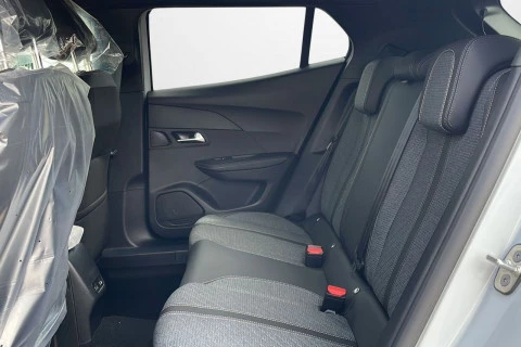 Peugeot 2008 Allure Gasolina 100 S&S 6 Vel. MAN