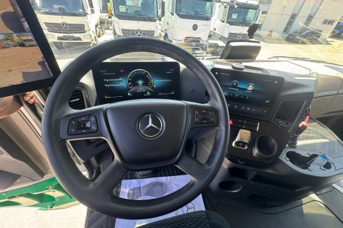 Mercedes-Benz Actros 1848 LS