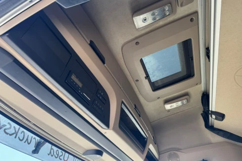 Mercedes-Benz Actros 1848 LS