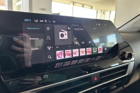 Citroën C4 X Hybrid 145 ë-DCS6 Business Edition
