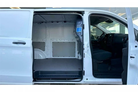 Mercedes-Benz Vito e-Vito 126 Tourer Pro Larga
