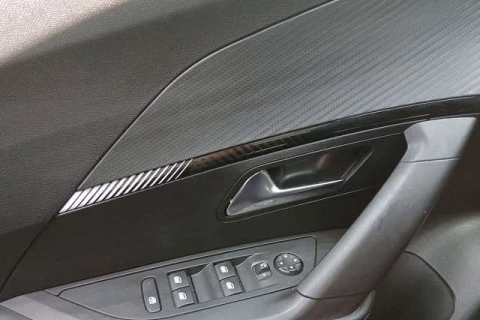 Peugeot 2008 PureTech 100 S&S Allure 75 kW (100 CV)