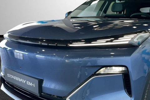 Geely Starray EM-i Max+