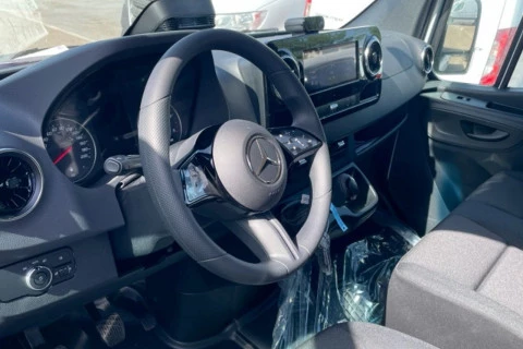 Mercedes-Benz Sprinter 315 FURGON PRO LARGO