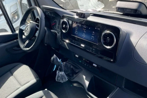 Mercedes-Benz Sprinter 315 FURGON PRO LARGO