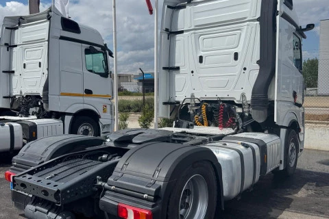 Mercedes-Benz Actros 1848 LS