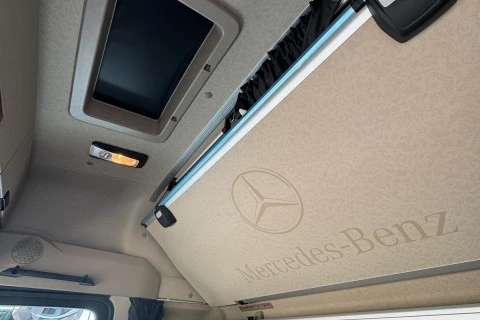Mercedes-Benz Actros 1848 LS