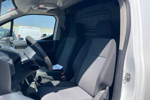 Peugeot Partner Pro Standard 600kg BlueHDi 73kW