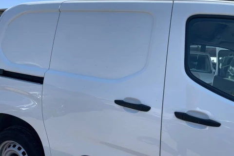 Peugeot Partner Pro Standard 600kg BlueHDi 73kW