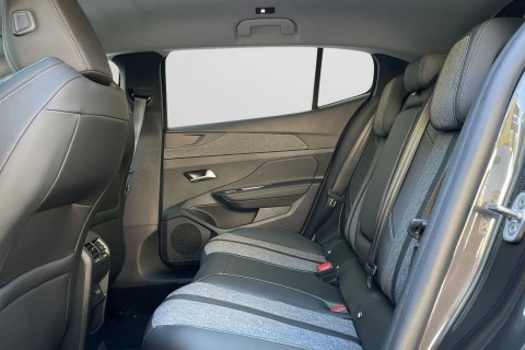 Peugeot 408 408 Allure HYBRID 145 eDCS6