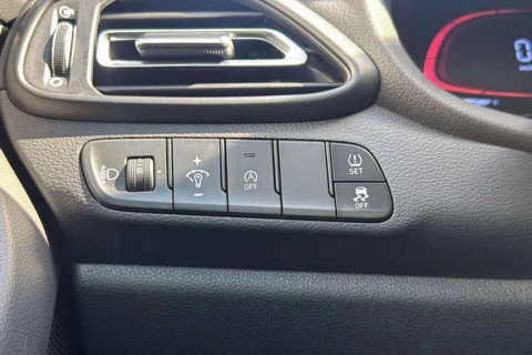 Hyundai i30 1.0 TGDI 48V Klass