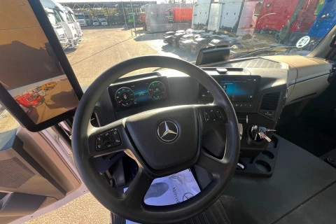 Mercedes-Benz Actros 1848 LS