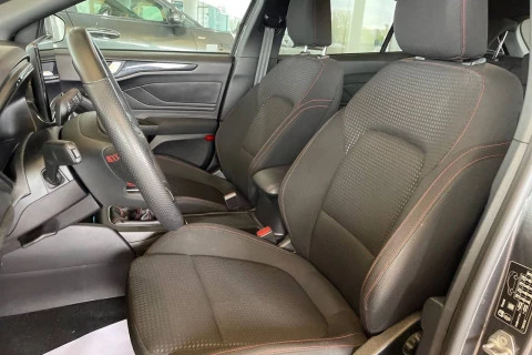 Ford Focus 1.0 Ecoboost MHEV 92kW ST-Line