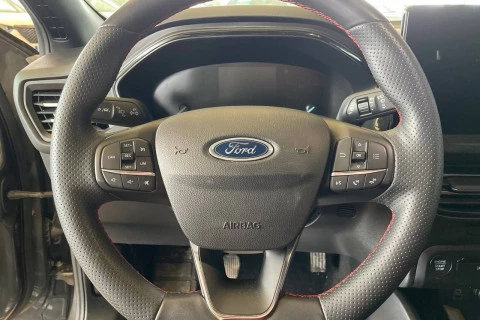 Ford Focus 1.0 Ecoboost MHEV 92kW ST-Line