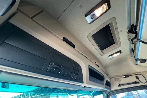 Mercedes-Benz Actros 1851 LS