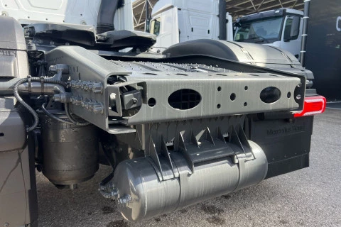 Mercedes-Benz Actros 1851 LS