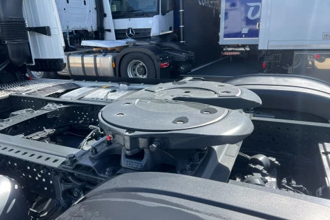 Mercedes-Benz Actros 1851 LS