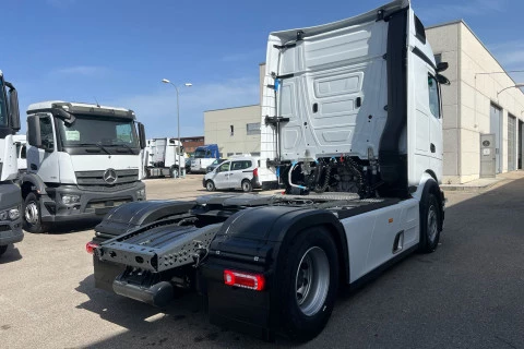 Mercedes-Benz Actros 1851 LS