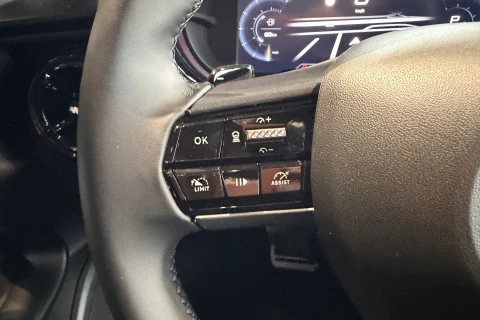 Alfa Romeo Junior Ibrida Speciale 107kW (145CV)