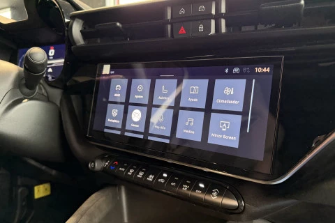 Alfa Romeo Junior Ibrida Speciale 107kW (145CV)