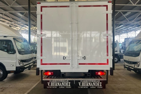 Fuso FA Canter 9C18 Botellero