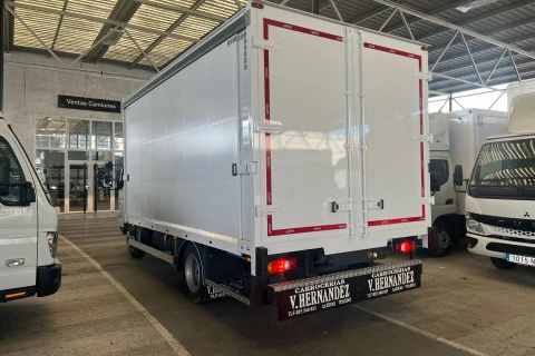 Fuso FA Canter 9C18 Botellero