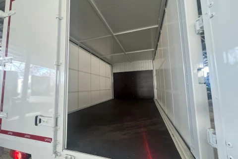 Fuso FA Canter 9C18 Botellero