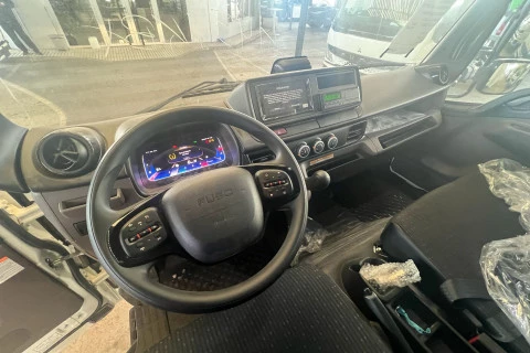 Fuso FA Canter 9C18 Botellero