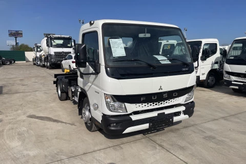 Mitsubishi Fuso Canter 3C15  /  2800