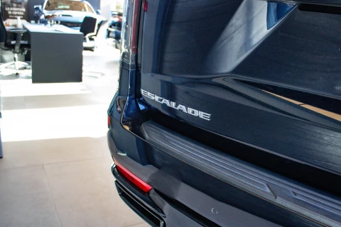 Cadillac Escalade 4WD Sport Platinum