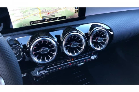 Mercedes-Benz CLA CLA 180