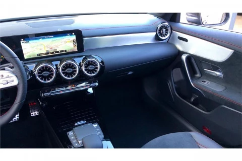 Mercedes-Benz CLA CLA 180