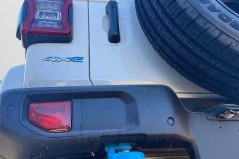 Jeep Wrangler Sahara 2.0 280kW (380CV) 8ATX E6D