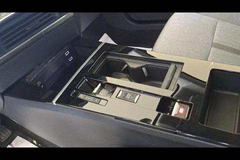 Opel Astra Elegance 1.6T 180 CV AT8