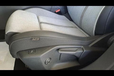 Opel Astra Elegance 1.6T 180 CV AT8