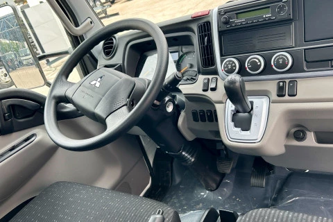 Mitsubishi Fuso Canter 3S15   / 2800