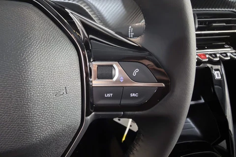Peugeot 208 Allure HYBRID 110 eDCS6