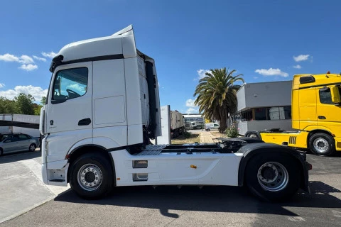 Mercedes-Benz Actros 1848 LS