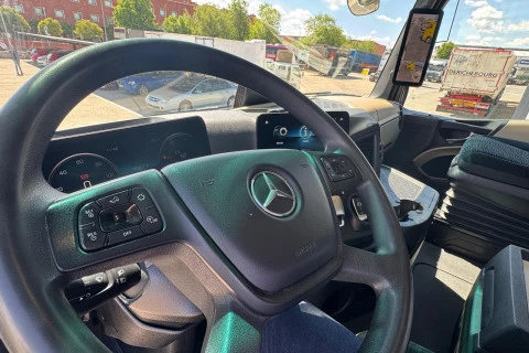 Mercedes-Benz Actros 1848 LS