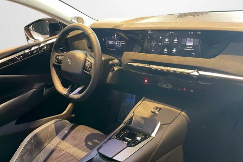 DS Nº4 Hybrid 145 Étoile Alcantara@