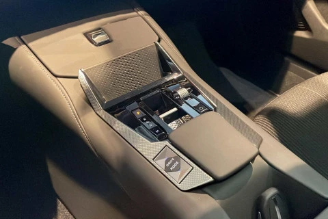 DS Nº4 Hybrid 145 Étoile Alcantara@