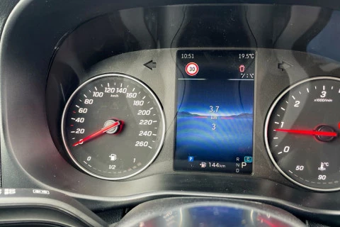 Mercedes-Benz Vito 116CDI AT 120kW Tourer Select Extralarga