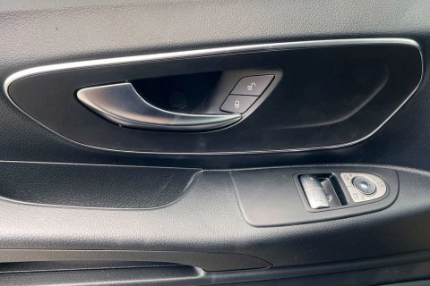 Mercedes-Benz Vito 116CDI AT 120kW Tourer Select Extralarga