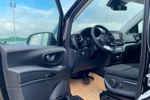 Mercedes-Benz Vito 116CDI AT 120kW Tourer Select Extralarga