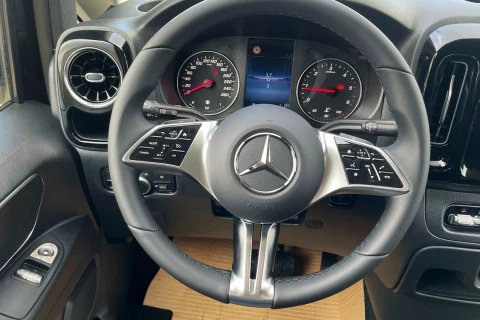 Mercedes-Benz Vito 116CDI AT 120kW Tourer Select Extralarga