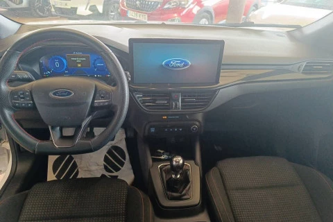 Ford Focus 1.0 Ecoboost MHEV 92kW ST-Line X
