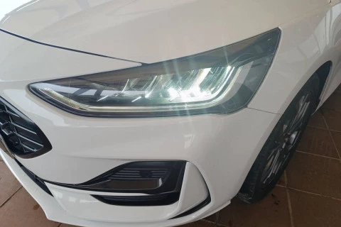 Ford Focus 1.0 Ecoboost MHEV 92kW ST-Line X