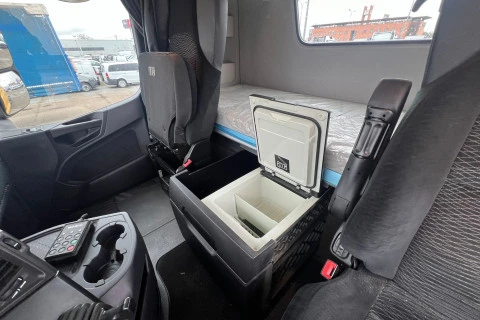 Mercedes-Benz Arocs 2663 LS 6X4