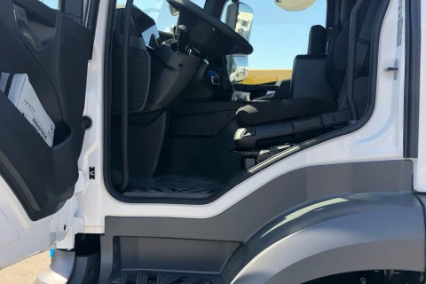 Mercedes-Benz Actros 1830 LS