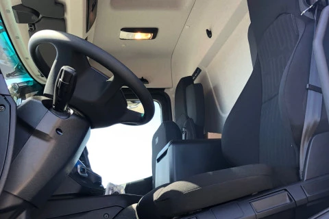 Mercedes-Benz Actros 1830 LS